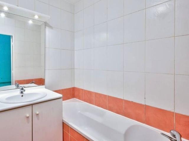 Appartement 1 pièce, 28 m² à louer à Francheville 69340