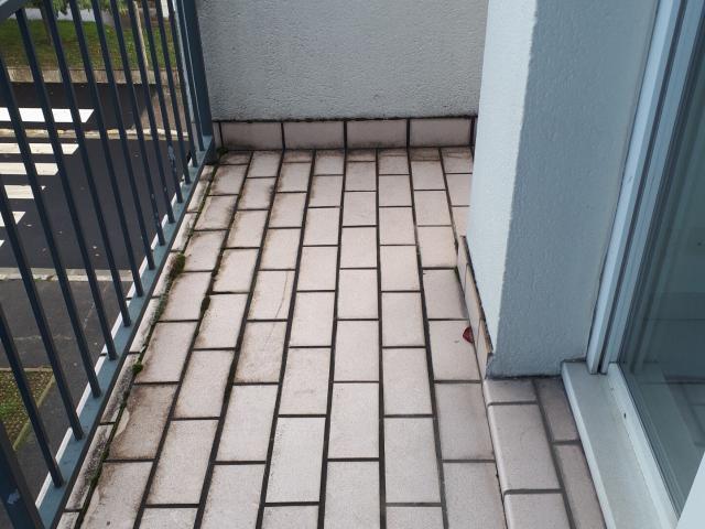 STUDIO 28m2 avec balcon