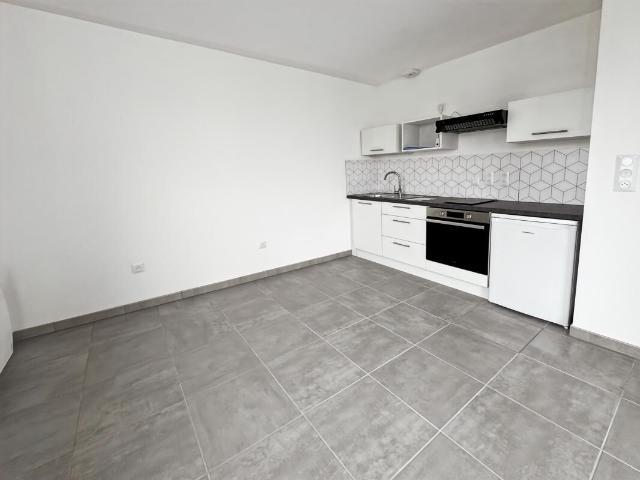 Appartement 1 pièce, 28 m² à louer à Tinqueux 51430