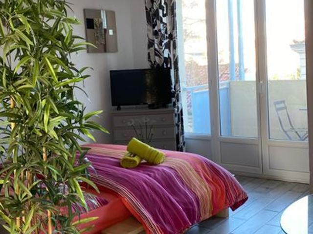 Appartement 1 pièce, 28 m² à louer à Toulon 83000