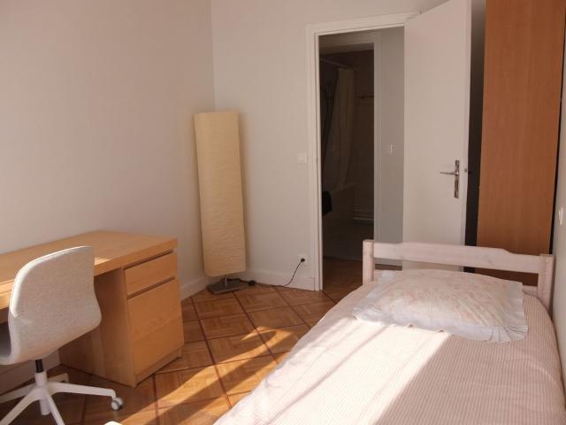 Appartement 1 pièce, 28 m² à louer à Versailles 78000