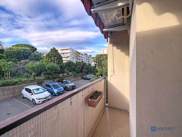 Appartement 1 pièce, 29 m² à louer à Nice 06200