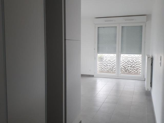 Appartement 1 pièce, 29 m² à louer à Bondoufle 91070