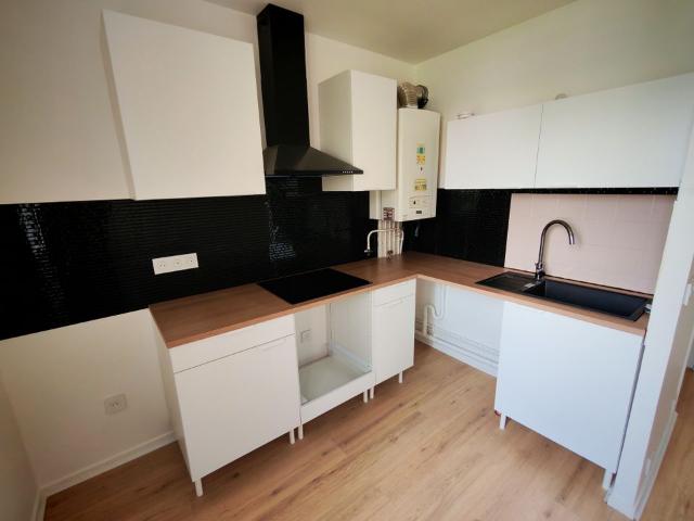 Appartement 1 pièce, 29 m² à louer à Saint Michel sur Orge 91240