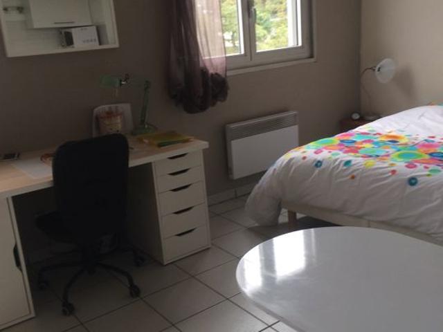 Appartement 1 pièce, 29 m² à louer à Saint Étienne 42000