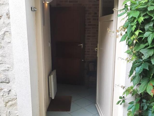 Appartement 1 pièce, 29 m² à louer à Samois sur Seine 77920