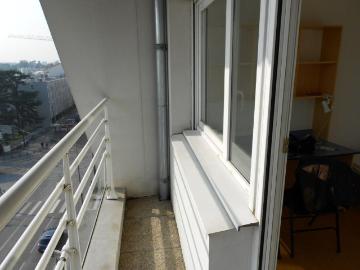 Appartement 1 pièce, 20 m² à louer à Bron 69500