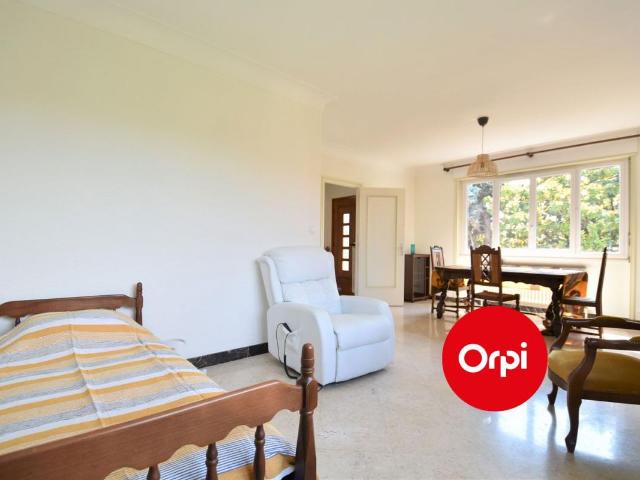 Appartement 1 pièce, 20 m² à louer à Saint Priest 69800