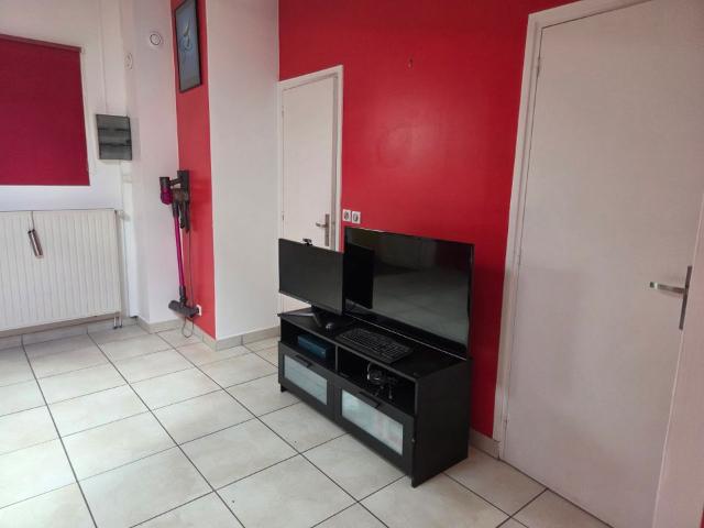 Appartement 1 pièce, 20 m² à louer à Sainte Geneviève des Bois 91700