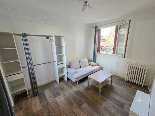 Appartement 1 pièce, 21 m² à louer à Nanterre 92000