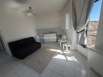 Appartement 1 pièce, 21 m² à louer à Nîmes 30000
