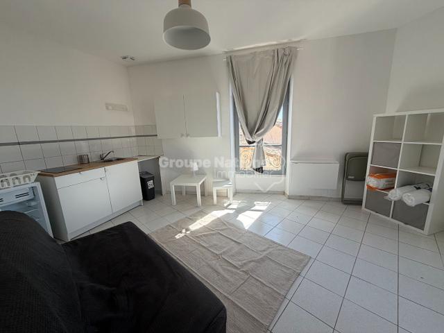 Appartement 1 pièce, 21 m² à louer à Nîmes 30000