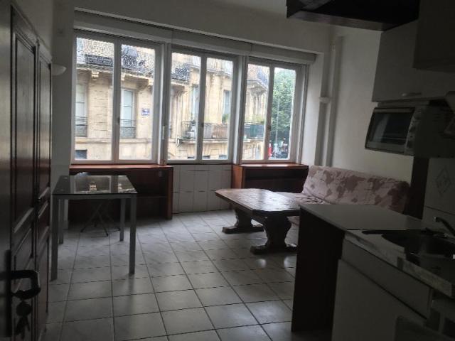 Appartement 1 pièce, 21 m² à louer à Bordeaux 33000