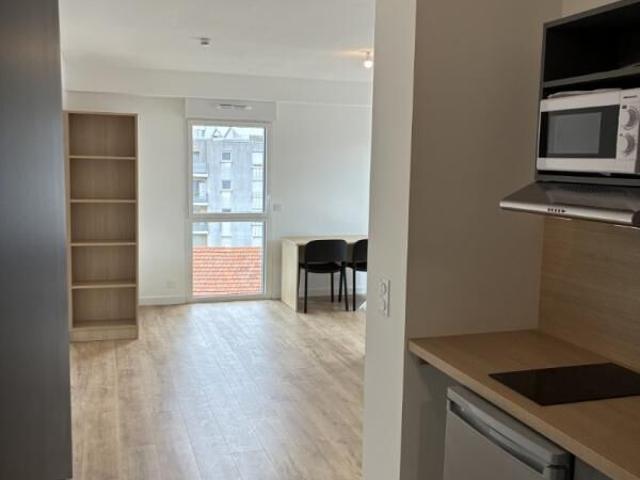 Appartement 1 pièce, 21 m² à louer à Bordeaux 33300
