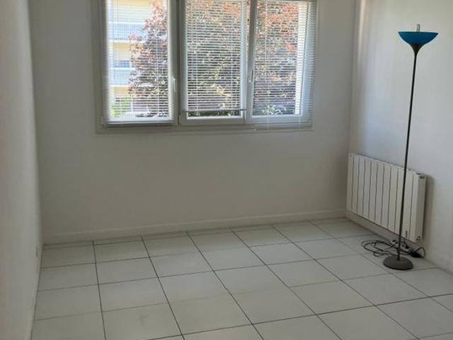 Appartement 1 pièce, 21 m² à louer à Courbevoie 92400