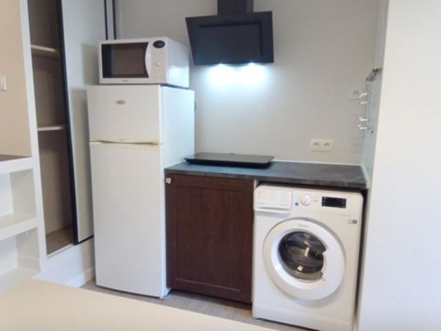 Appartement 1 pièce, 21 m² à louer à Éguilles 13510