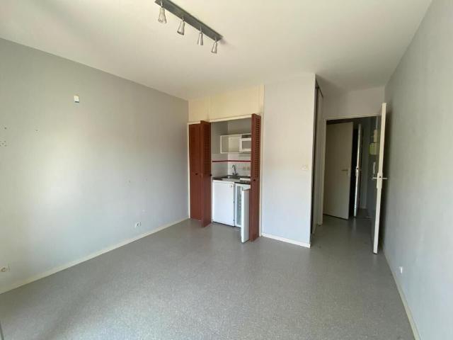 Appartement 1 pièce, 21 m² à louer à Joué lès Tours 37300