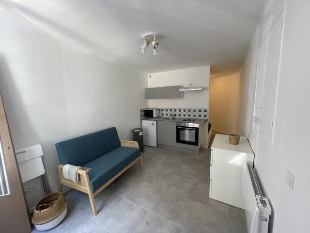 Studio meublée 21m2 rénové