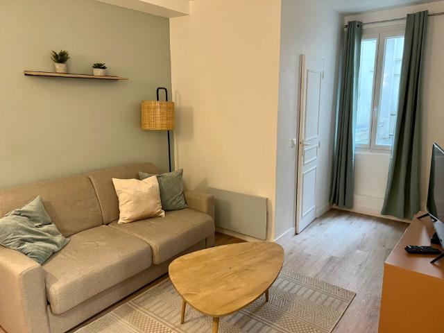 Appartement 1 pièce, 21 m² à louer à Paris 9 75009