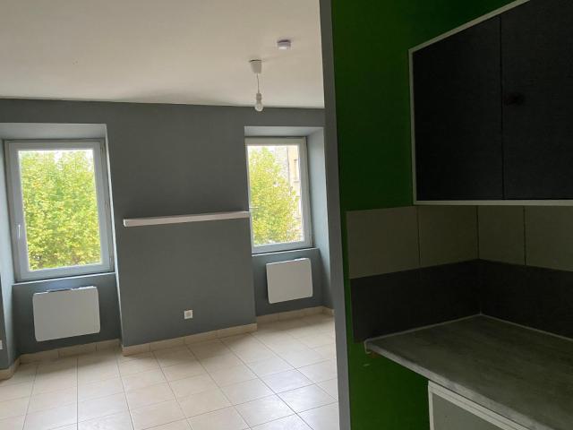 Appartement 1 pièce 21 m² Les Vans 07140