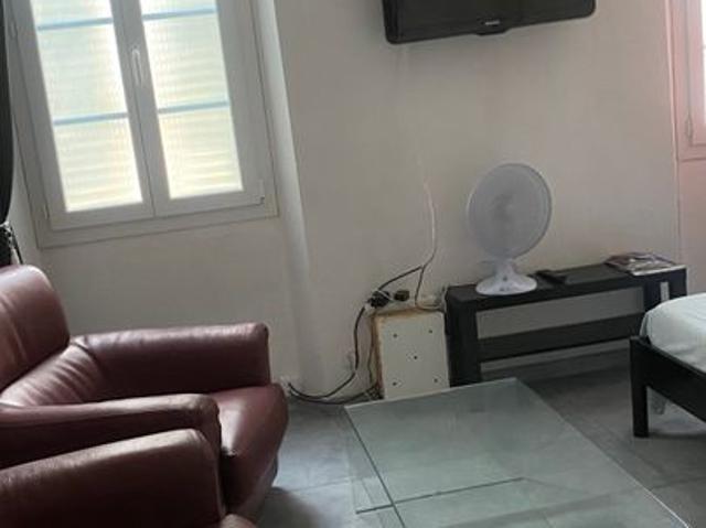Appartement 1 pièce, 22 m² à louer à Toulon 83000