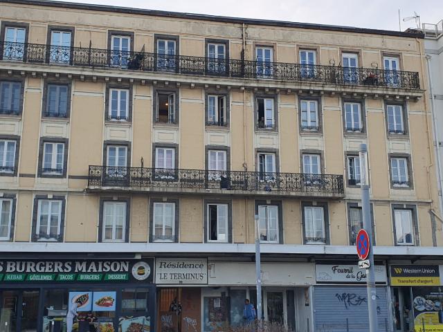 Appartement 1 pièce 78 m²
