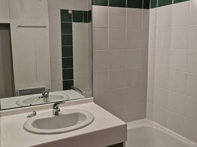 Appartement 1 pièce, 23 m² à louer à Nîmes 30000