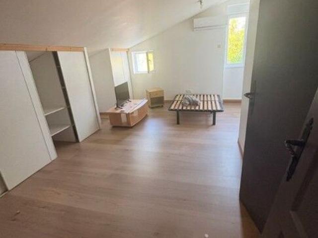 Appartement 1 pièce, 23 m² à louer à Cars 33390