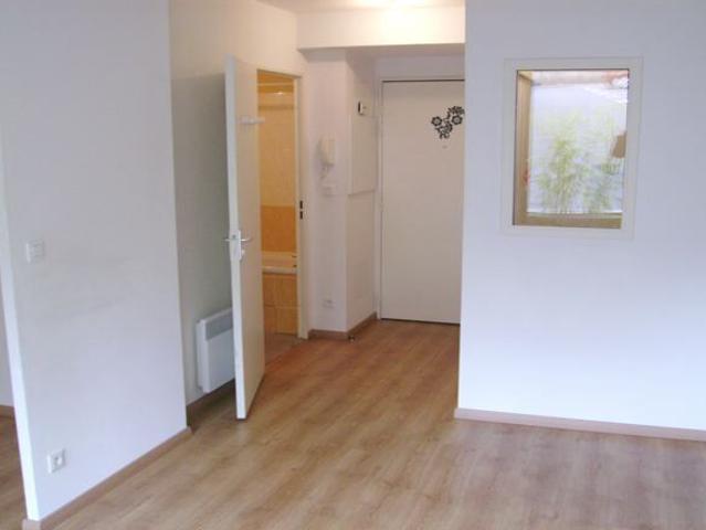 Appartement 1 pièce, 23 m² à louer à Clermont Ferrand 63000