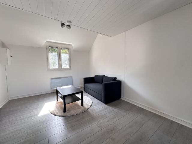 Appartement 1 pièce, 23 m² à louer à Étampes 91150