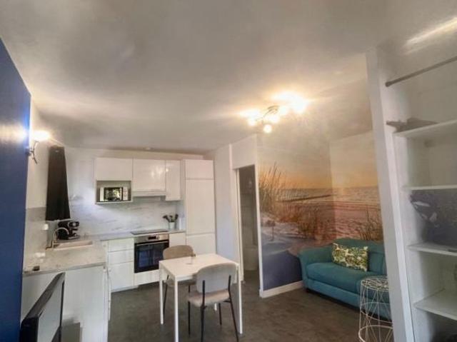 Appartement 1 pièce, 23 m² à louer à Le Beausset 83330