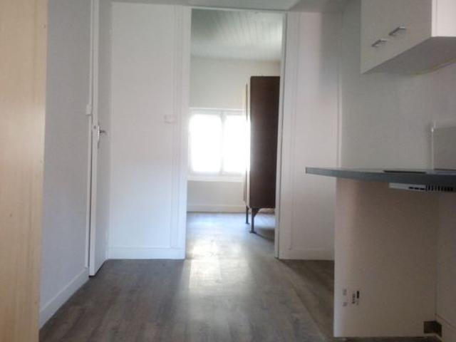 Appartement 1 pièce, 23 m² à louer à Le Puy en Velay 43000