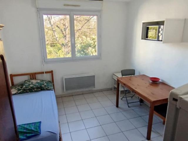 Appartement 1 pièce, 23 m² à louer à Vitry sur Seine 94400