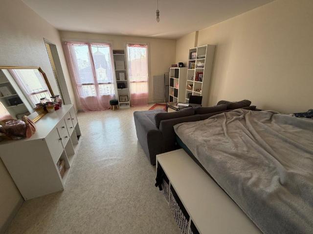 Appartement 1 pièce, 34 m² à louer à Joué lès Tours 37300