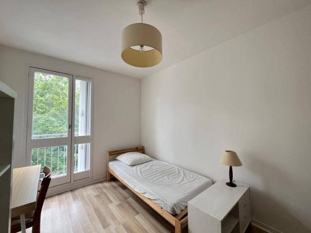 Appartement 1 pièce 35200 Rennes Réf: 2386
