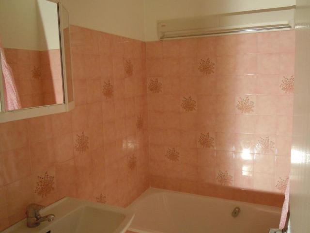 Appartement 1 pièce, 35 m² à louer à Millau 12100