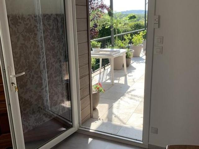 Appartement 1 pièce, 35 m² à louer à La Tour de Salvagny 69890