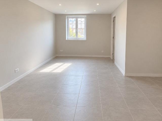 Appartement 1 pièce, 35 m² à louer à Le Cateau Cambrésis 59360