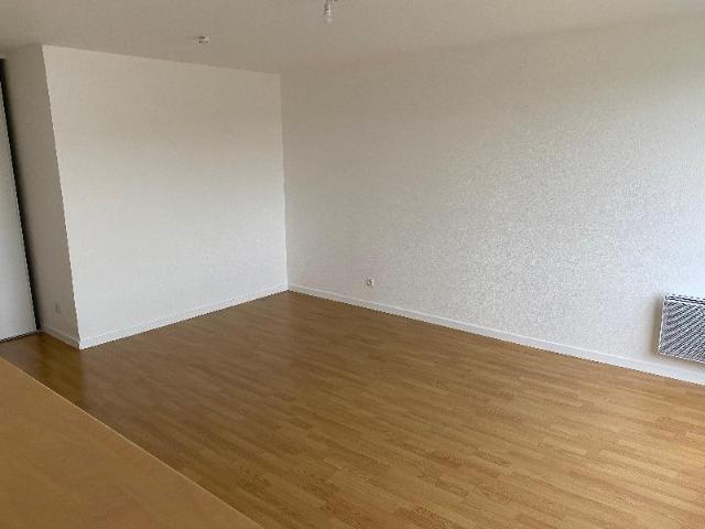 Appartement 1 pièce, 36 m² à louer à Bordeaux 33000
