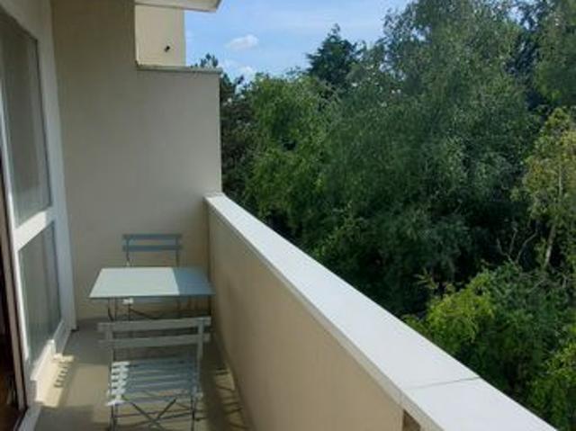 Appartement 1 pièce, 37 m² à louer à Les Ulis 91940