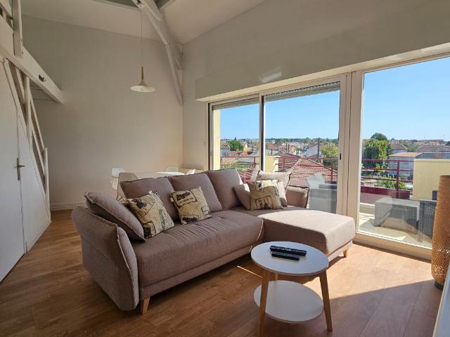Appartement 1 pièce, 38 m² à louer à Angoulême 16000
