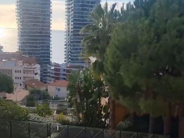 Appartement 1 pièce, 38 m² à louer à Beausoleil 06240