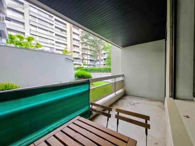 Studio 1 pièce 30 m²