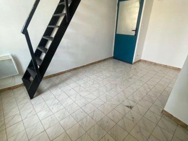 Appartement 1 pièce, 30 m² à louer à Marseille 13 13013
