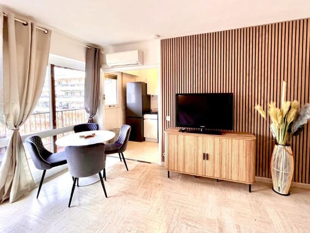 Appartement 1 pièce, 30 m² à louer à Cannes 06150