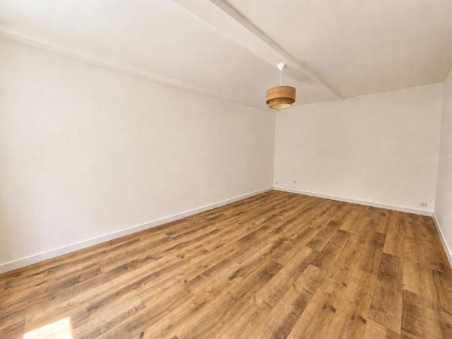 Appartement 1 pièce, 30 m² à louer à Chambourcy 78240