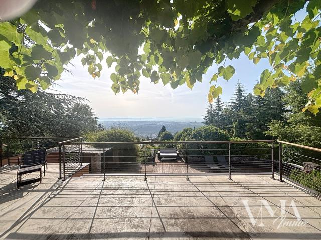 Appartement 1 pièce, 30 m² à louer à Saint Cyr au Mont d'Or 69450