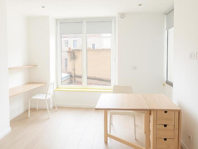 Appartement 1 pièce, 30 m² à louer à Saint Étienne 42000