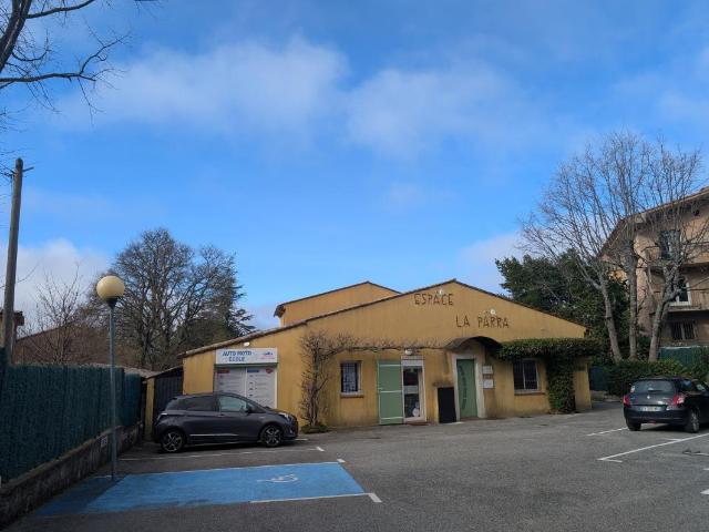 Appartement 1 pièce, 30 m² à louer à Saint Vallier de Thiey 06460