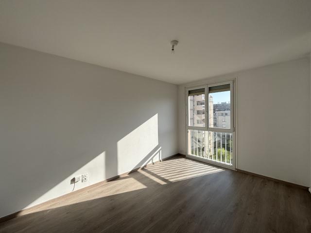 Appartement 1 pièce, 30 m² à louer à Seyssinet Pariset 38170